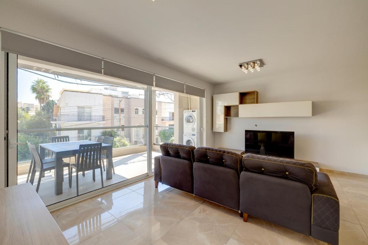 Marvellous 3Br Apartment In Central St Julians San Ġiljan Exterior foto