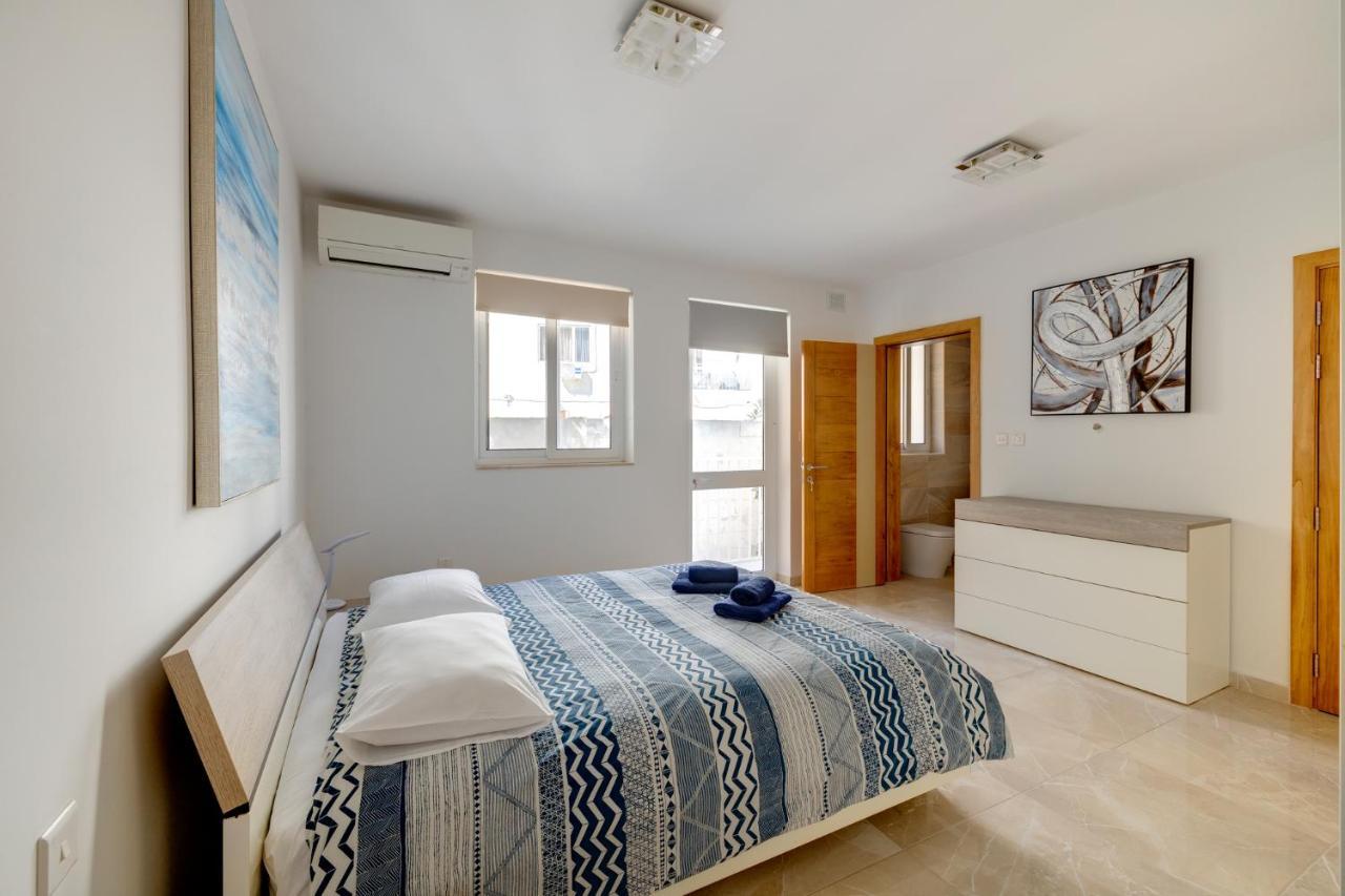 Marvellous 3Br Apartment In Central St Julians San Ġiljan Exterior foto
